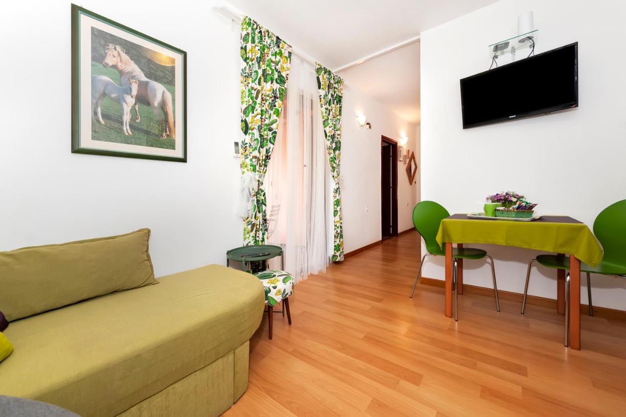 Apartments Aja And Stefy Ρόβινι Εξωτερικό φωτογραφία